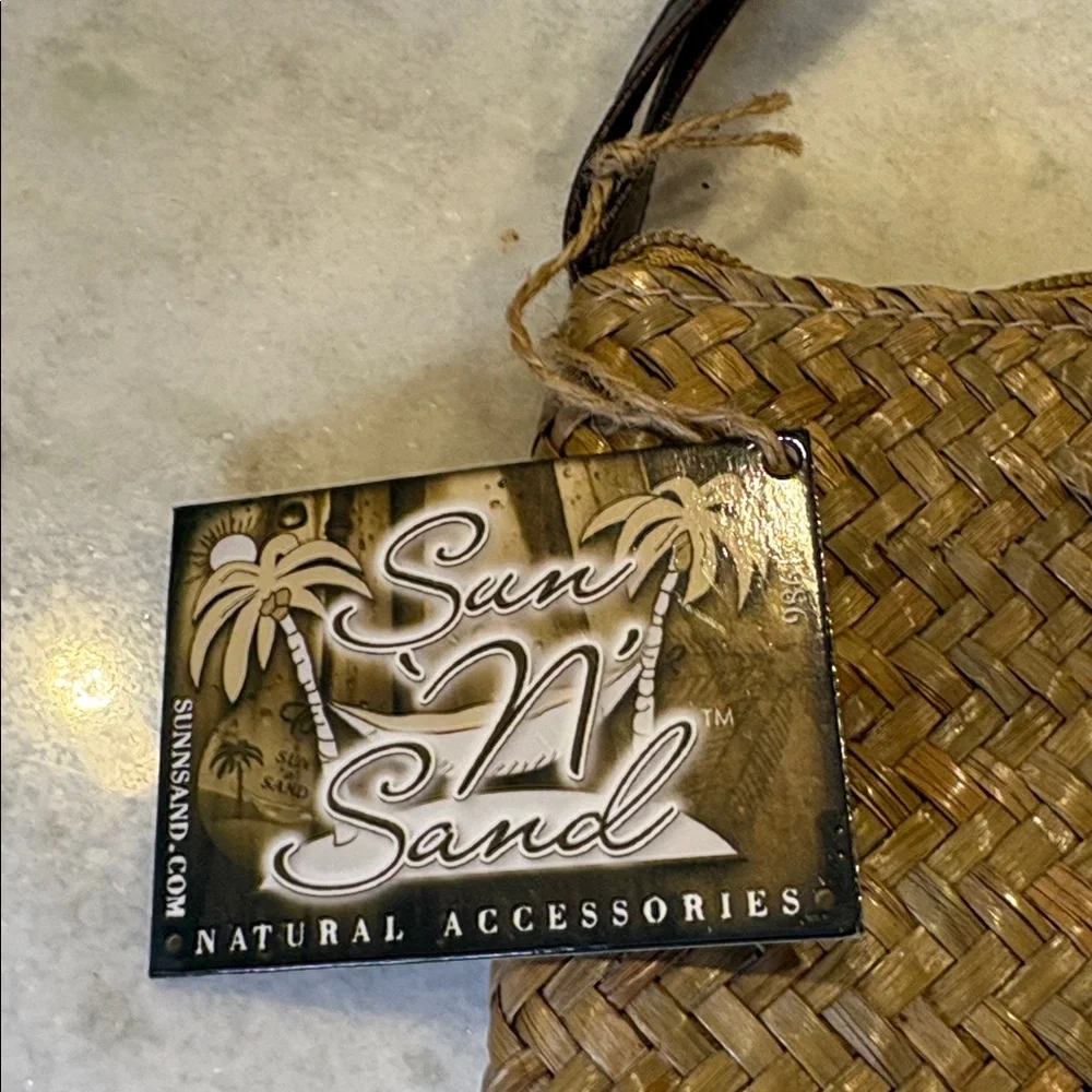 Sun n Sand Woven Straw Wristlet Clutch Pearl Beaded Starfish Summer